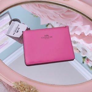 Coach cardholder new with tag